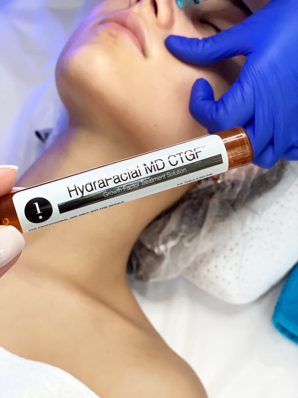 Вакуумна чистка обличчя (HydraFacial)-_1